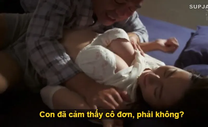 Thấy con trai mãi mê công việc để vợ sắp cưới của con trai cô đơn, bố ông chồng làm liều đè trả bài con dâu